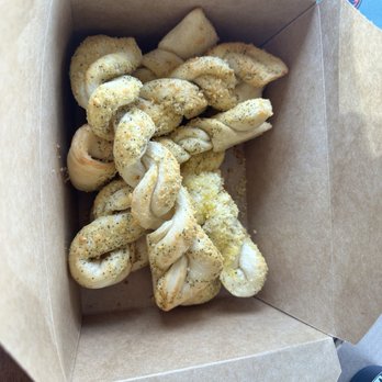 Canyon Pizza - Garlic Twists - Pizza Near Me - Moab, Utah