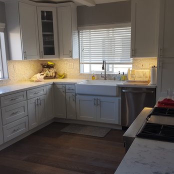 Luxe Home Remodel - New floors, cabinets, counter, back splash, & sink. - General Contractors Near Me - Redondo Beach, California Luxe Home Remodel - New floors, cabinets, counter, back splash, & sink. - General Contractors Near Me - Redondo Beach, California
