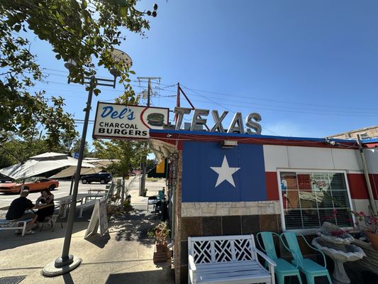 Del's Charcoal Burgers by null