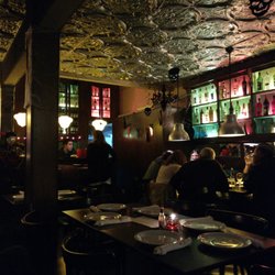 The Taco Box - Linda iluminación tenue. Estilo bistró. Rica comida y buena onda