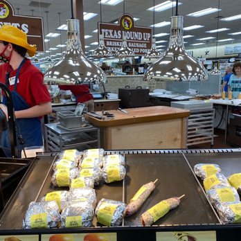 Buc-ee’s - Gas Stations Near Me - Fort Valley, Georgia