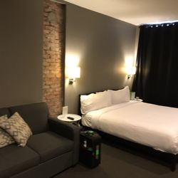 Nice brick background. Gives the room a warm feeling.