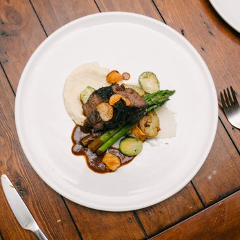 Elite Catering & Personal Chef Services - Braised short rib - Caterers Near Me - Edmonton, Alberta Elite Catering & Personal Chef Services - Braised short rib - Caterers Near Me - Edmonton, Alberta