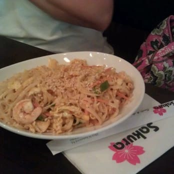 Sakura Japanese Restaurant - Chicken Pad Thai w/ shrimp - Japanese Near Me - Mchenry, Illinois Sakura Japanese Restaurant - Chicken Pad Thai w/ shrimp - Japanese Near Me - Mchenry, Illinois