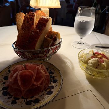 Carbone Dallas - Bread - Italian Near Me - Dallas, Texas