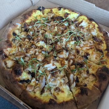 Nineteen 57 Bar & Restaurant - Tandoori Chicken Pizza~ - New American Near Me - Reno, Nevada Nineteen 57 Bar & Restaurant - Tandoori Chicken Pizza~ - New American Near Me - Reno, Nevada