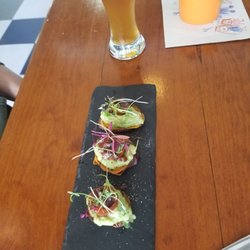 GiG - Green is Good - Bruschetta on sweet potato