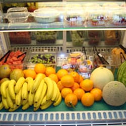 Fresh Fruits & Salads