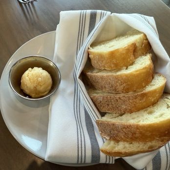 Woods Hill Pier 4 - Bread and butter - New American Near Me - Boston, Massachusetts Woods Hill Pier 4 - Bread and butter - New American Near Me - Boston, Massachusetts