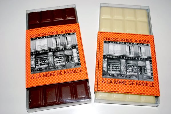 À la Mère de Famille by null