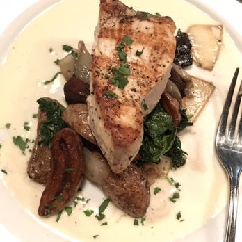 Three Blind Mice - Seasonal special: snapper. Delicious!!! - American Near Me - Lilburn, Georgia