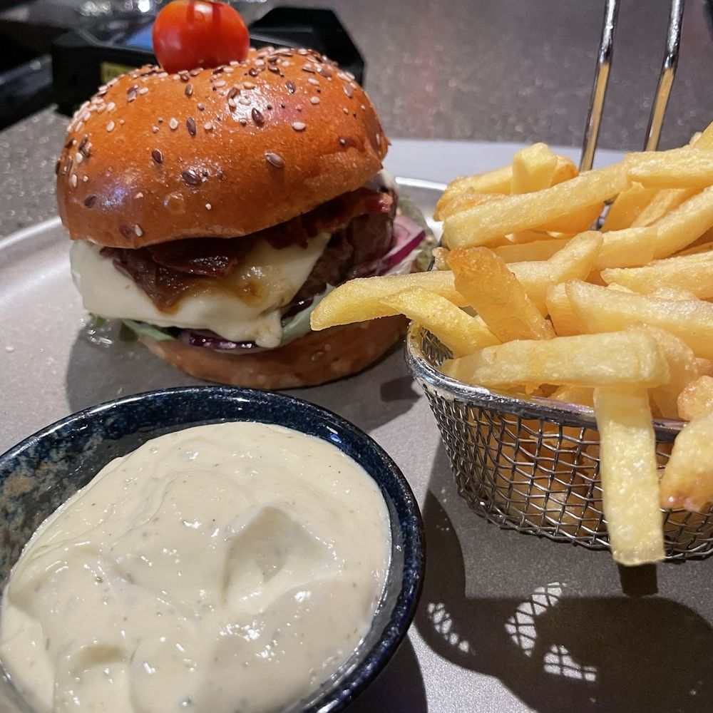 Radisson Blu Scandinavia Hotel - Burger - Hotels Near Me - Göteborg, H