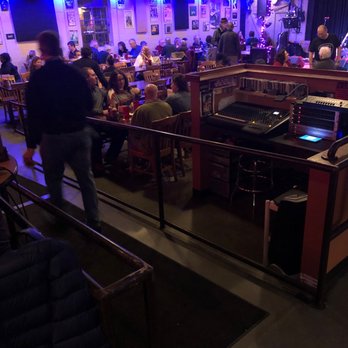 The Blue Note Grill - 15-20 minute wait but a lot of empty tables - American Near Me - Durham, North Carolina The Blue Note Grill - 15-20 minute wait but a lot of empty tables - American Near Me - Durham, North Carolina