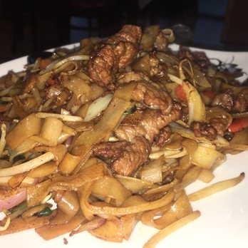 Rainbow Kitchen - GMonkey do: Beef Chow Fun - Seafood Near Me - Las Vegas, Nevada