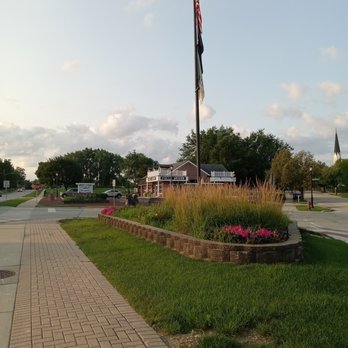Fulla Beans - Fulla Beans Restaurant 2023 First week customers and family. - Coffee & Tea Near Me - Itasca, Illinois