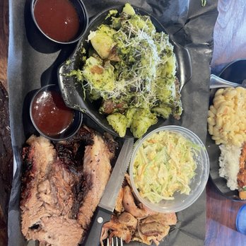 The Wilds Taphouse & BBQ - Barbeque Near Me - Newport, Oregon