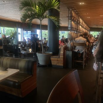 Azumi - Ambience - Sushi Bars Near Me - Baltimore, Maryland