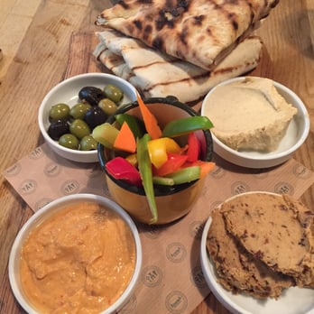 Alchemia - Hummus Board - Pubs Near Me - Kraków, Massachusetts