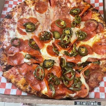 Fat Tomato Pizza - Hot All Pepperoni Pizza. Dumb DoorDash driver. - Pizza Near Me - Los Angeles, California Fat Tomato Pizza - Hot All Pepperoni Pizza. Dumb DoorDash driver. - Pizza Near Me - Los Angeles, California