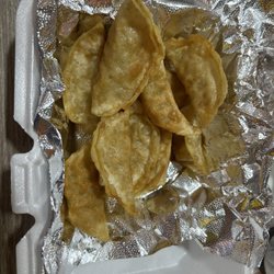 Market Grill by Carolina Crispy Fry - Fried chicken wontons. Wontons were think & crispy