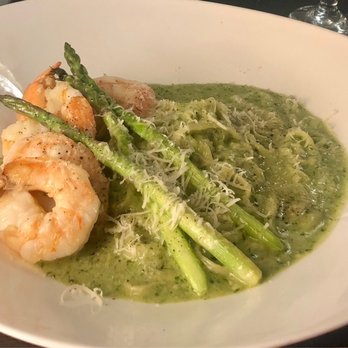 Moscato - Shrimp pesto with asparagus - Italian Near Me - Camp Verde, Arizona Moscato - Shrimp pesto with asparagus - Italian Near Me - Camp Verde, Arizona