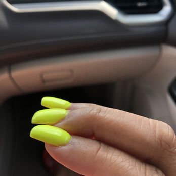Veda Nail Spa - Lumpy nails - Nail Salons Near Me - Charleston, South Carolina