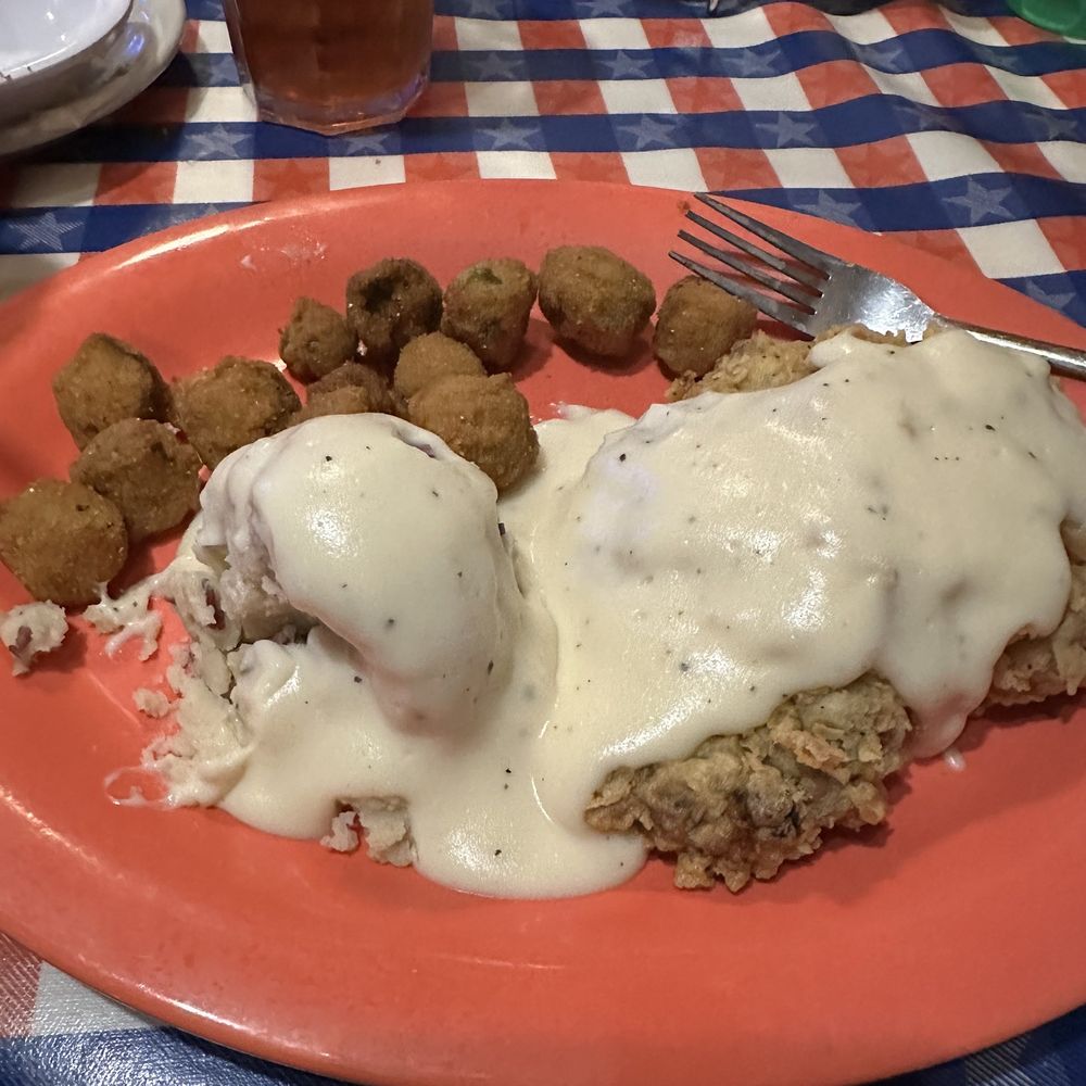 Small chicken fried steak. Mashed potatoes and gravy