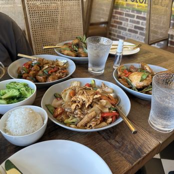 Sisters Thai - Drunken Noodles Crispy Eggplant - Thai Near Me - Potomac, Maryland