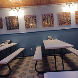 Kozy's Pizza - Inside Kozy's