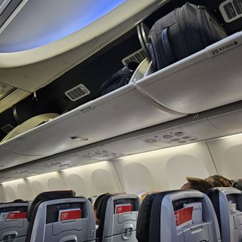 American Airlines - Airlines Near Me - Dallas, Texas