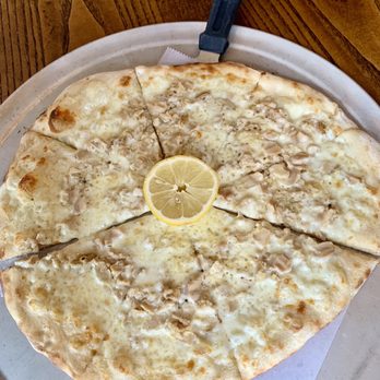 Michelina’s - White clam - Pizza Near Me - New Haven, Connecticut Michelina’s - White clam - Pizza Near Me - New Haven, Connecticut