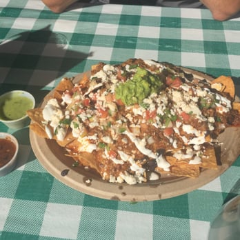 Serg's Mexican Kitchen - Serg's Nachos wth chorizo - Food Trucks Near Me - Honolulu, Hawaii