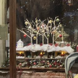 Salmon River Coffee Shop - The inviting window decorations of the Salmon River Coffee Shop
