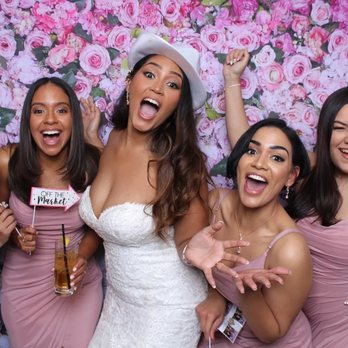 California Flower Walls - Party Equipment Rentals Near Me California Flower Walls - Party Equipment Rentals Near Me