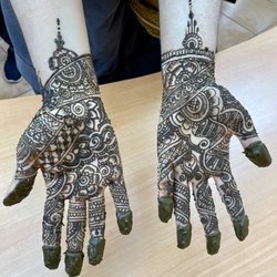 Aaina Beauty Salon