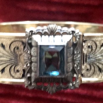 Streamline Antiques - 1920s bangle - Antiques Near Me - Dorchester, Massachusetts Streamline Antiques - 1920s bangle - Antiques Near Me - Dorchester, Massachusetts