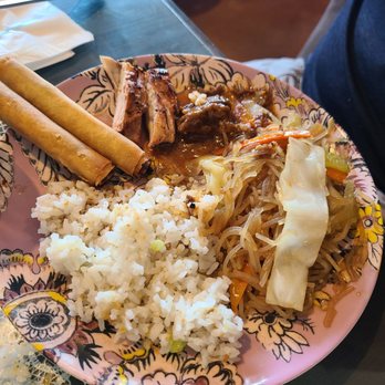 CARiN de RiA - Family feast - Filipino Near Me - Encinitas, California