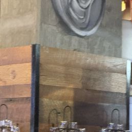Grab a flight from the wall and fill yourself up! Grab a flight from the wall and fill yourself up!