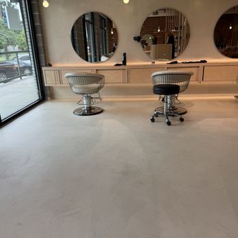 Salon Per Se - Interior - Hair Salons Near Me - Houston, Texas Salon Per Se - Interior - Hair Salons Near Me - Houston, Texas