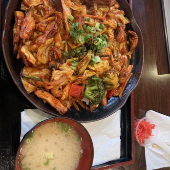 Donburi Cafè - Spicy Chicken Don - Japanese Near Me - Long Beach, California