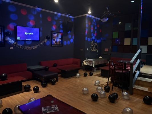 Spotlight Karaoke by null