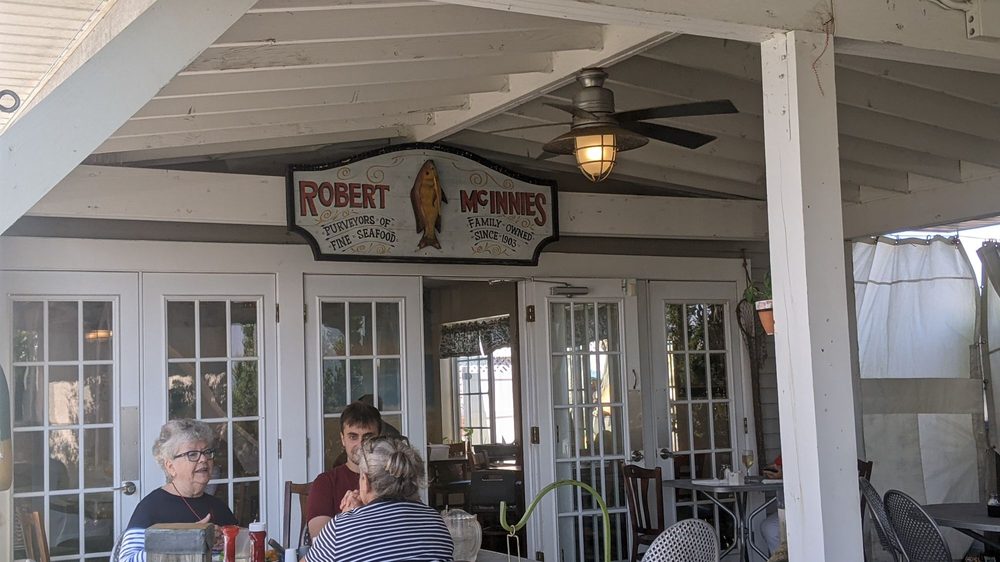 DOCKSIDE SEAFOOD AND GRILL American (Traditional) 145 Block Island