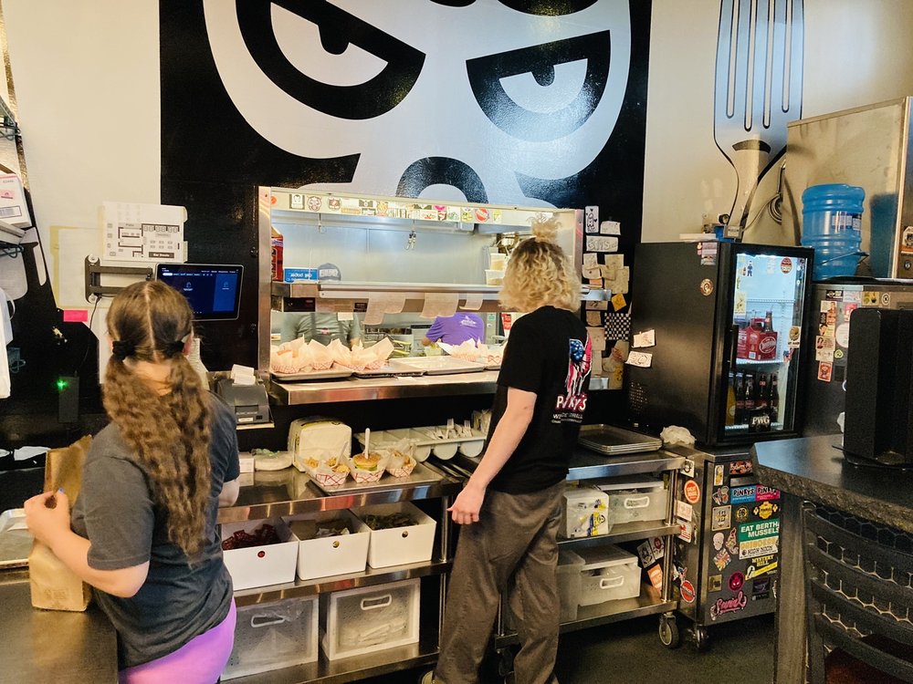 Pinky's Westside Grill