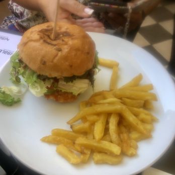 Nibble - Chicken Burger - Fast Food Near Me - Girona, GI Nibble - Chicken Burger - Fast Food Near Me - Girona, GI