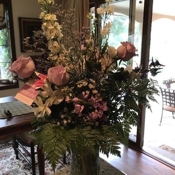 Dawn's Creations - Florists Near Me - Colorado Springs, Colorado