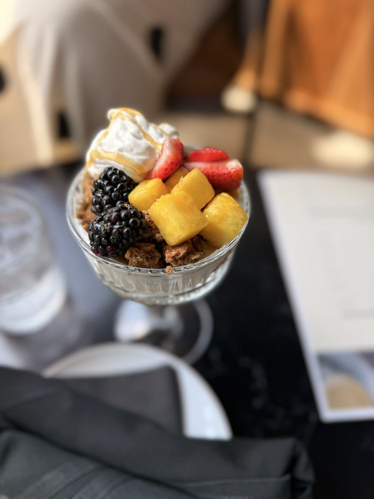 Social spots from High Bar Clayton