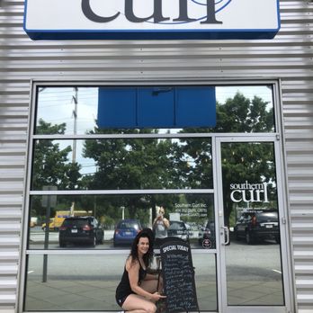 Southern Curl - Before pic... Walking up and saw my name on their sign...haha! - Hair Stylists Near Me - Atlanta, Georgia Southern Curl - Before pic... Walking up and saw my name on their sign...haha! - Hair Stylists Near Me - Atlanta, Georgia