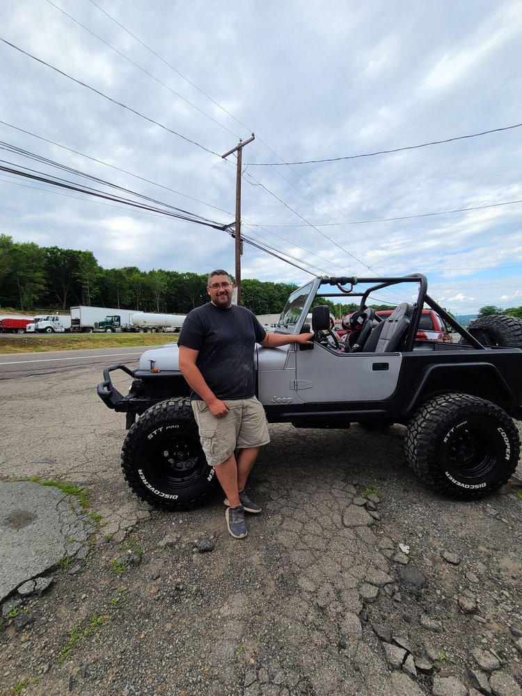 BILL SHAHEEN AUTO BODY 484 Scranton Carbondale Hwy, Jerymn