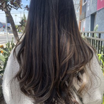 Bungalow 21 - Hair Salons Near Me - Calabasas, California