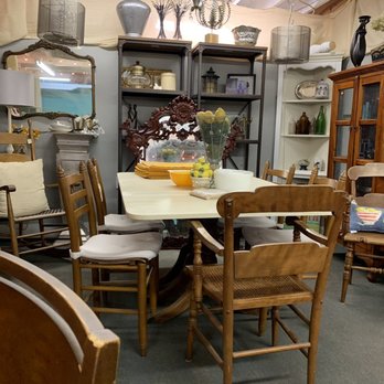 The Garage On 25 - Jewelry Near Me - Fletcher, North Carolina The Garage On 25 - Jewelry Near Me - Fletcher, North Carolina